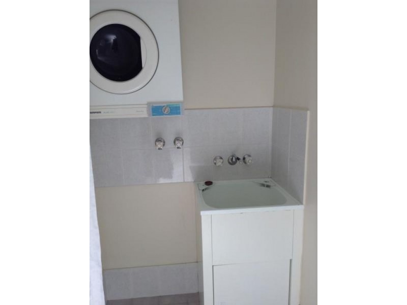 2/8 Springfield Crescent, Manoora QLD 4870