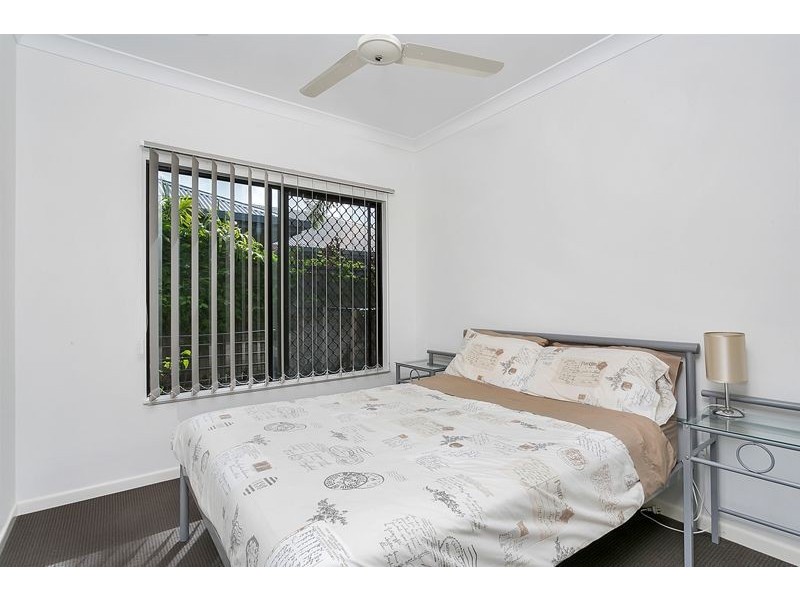 9 Seaways Street, Trinity Beach QLD 4879