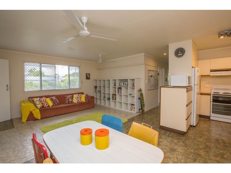 3 Compass Close, Edge Hill QLD 4870