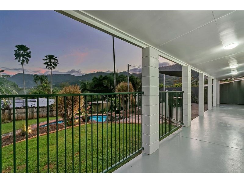 28 Andrea Close, Mooroobool QLD 4870