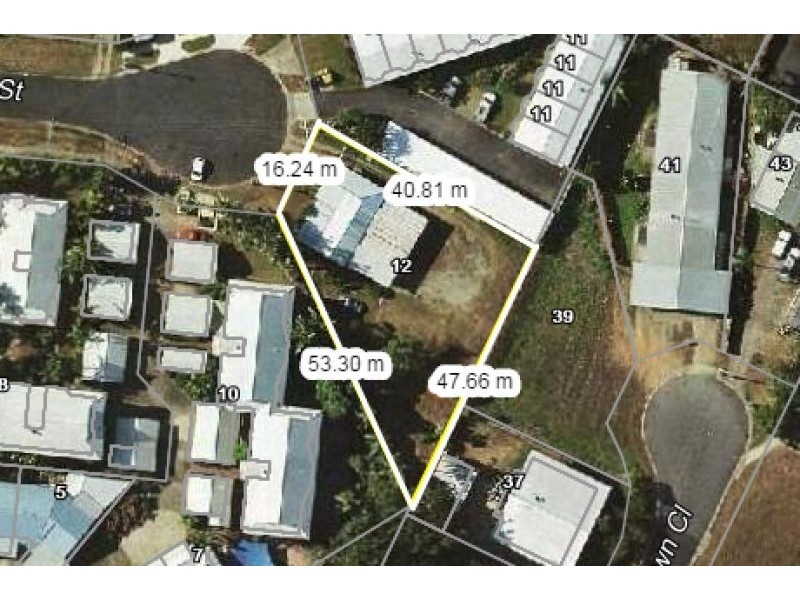 12 Brown Street, Woree QLD 4868