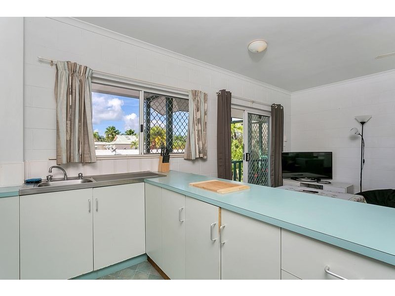 11/10 Springfield Crescent, Manoora QLD 4870