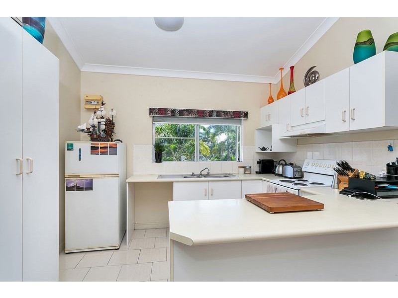 17/77-81 Pease Street, Manoora QLD 4870