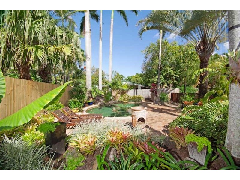 22 Isaac Smith Close, Kewarra Beach QLD 4879