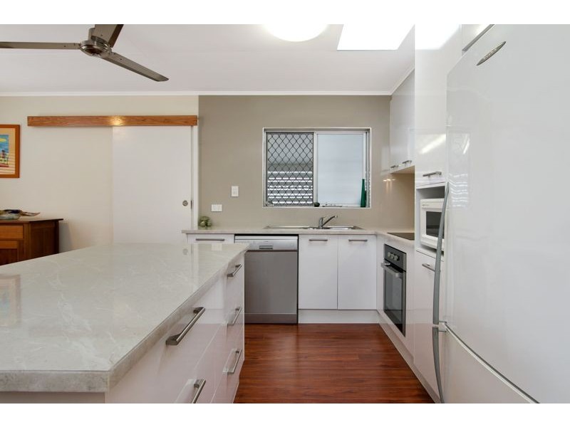 33 Agate Street, Bayview Heights QLD 4868