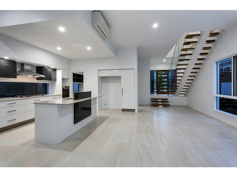 47 Freshwater Ave, Palm Cove QLD 4879