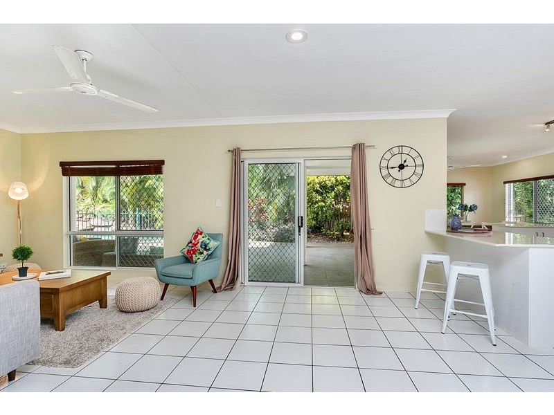 28 Satinash Close, Redlynch QLD 4870