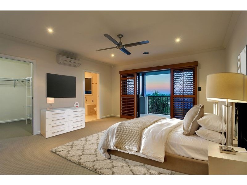 22 Savannah Street, Palm Cove QLD 4879