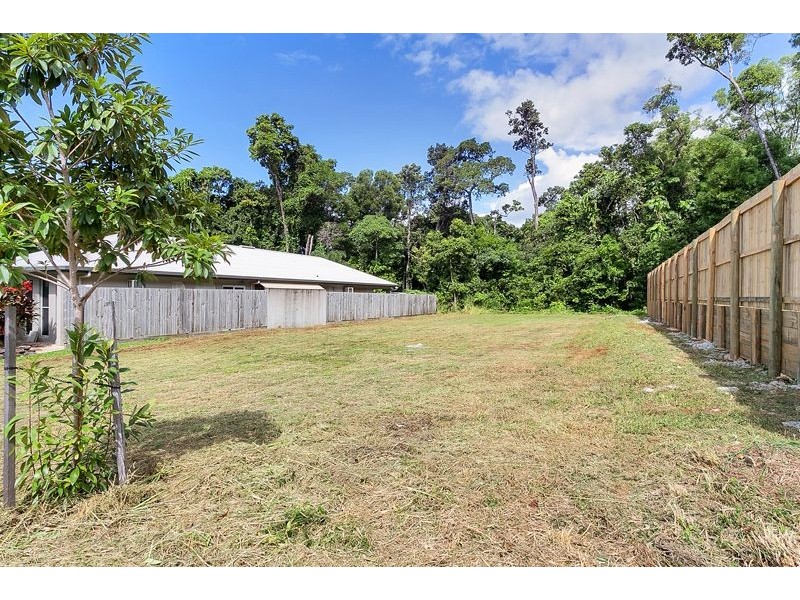 4 Hideaway Close, Palm Cove QLD 4879