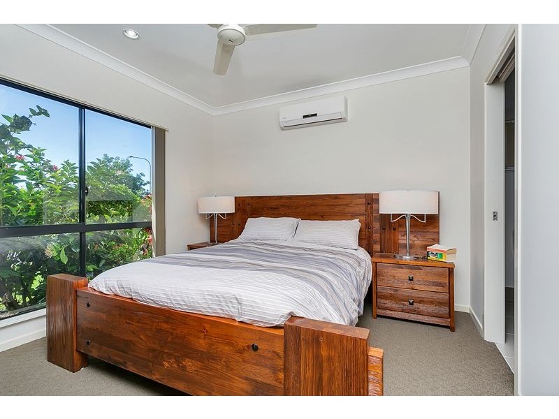 8 Hideaway Close, Palm Cove QLD 4879