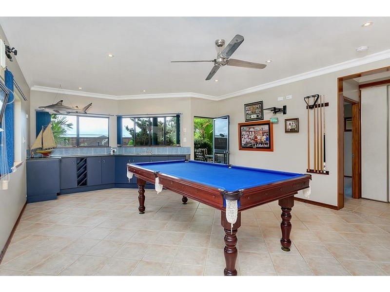 2 Julian Close, Mooroobool QLD 4870