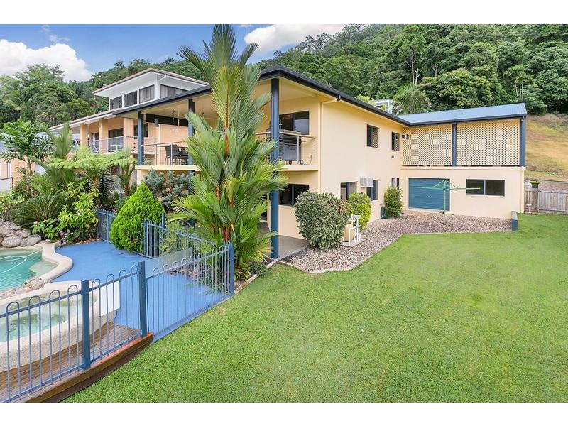 2 Julian Close, Mooroobool QLD 4870