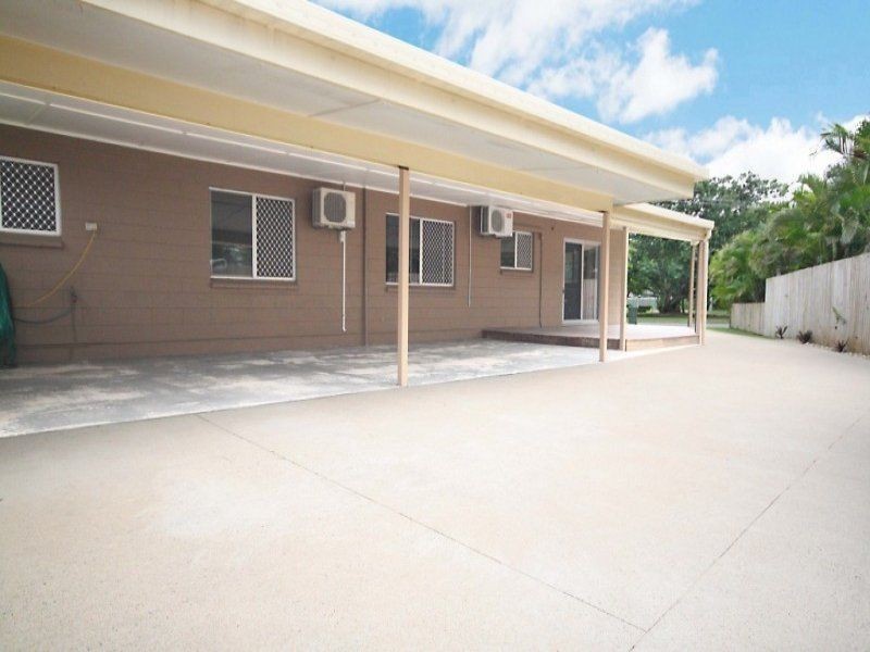 1 & 2/15 Blantyre Close, Manunda QLD 4870