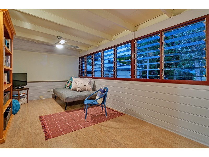 229 O’Shea Esplanade, Machans Beach QLD 4878