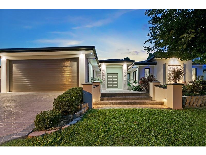 5 Green avenue, Kewarra Beach QLD 4879
