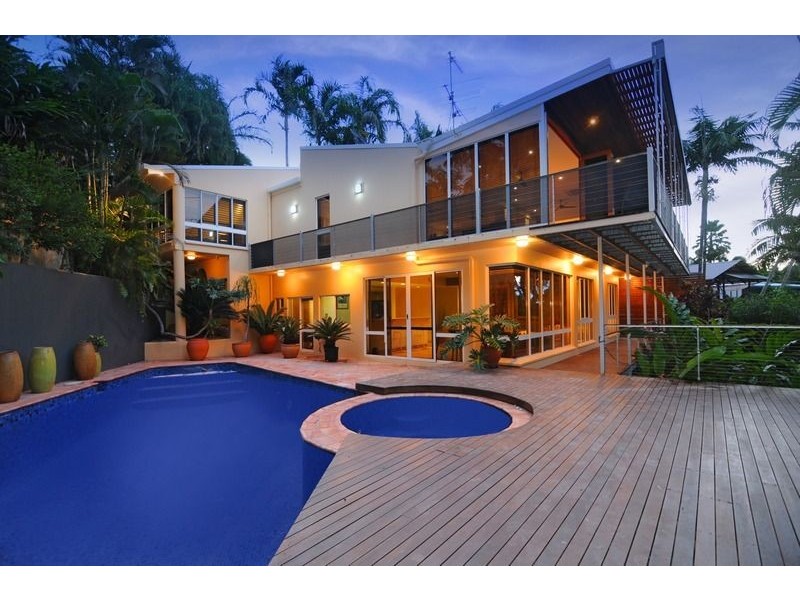 33 Megan Close, Freshwater QLD 4870