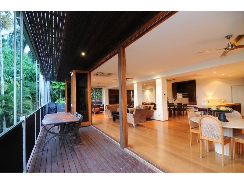 33 Megan Close, Freshwater QLD 4870