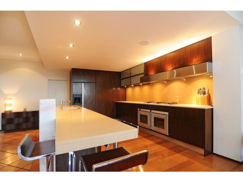 33 Megan Close, Freshwater QLD 4870