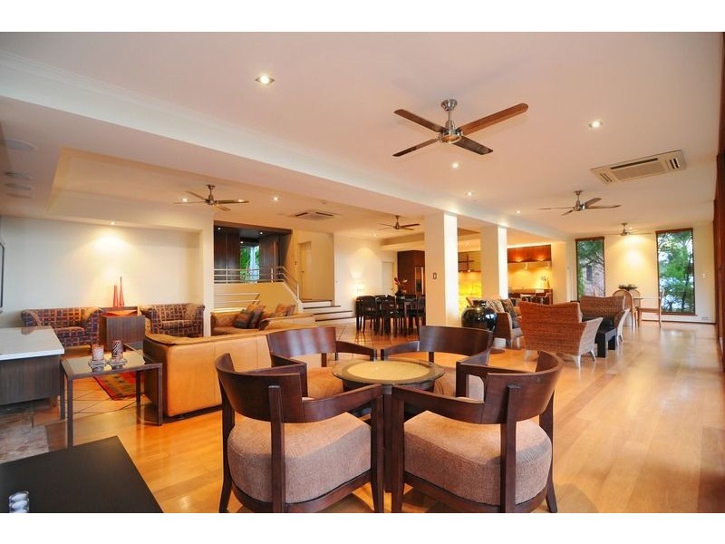 33 Megan Close, Freshwater QLD 4870