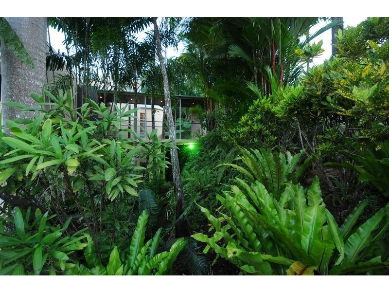 33 Megan Close, Freshwater QLD 4870