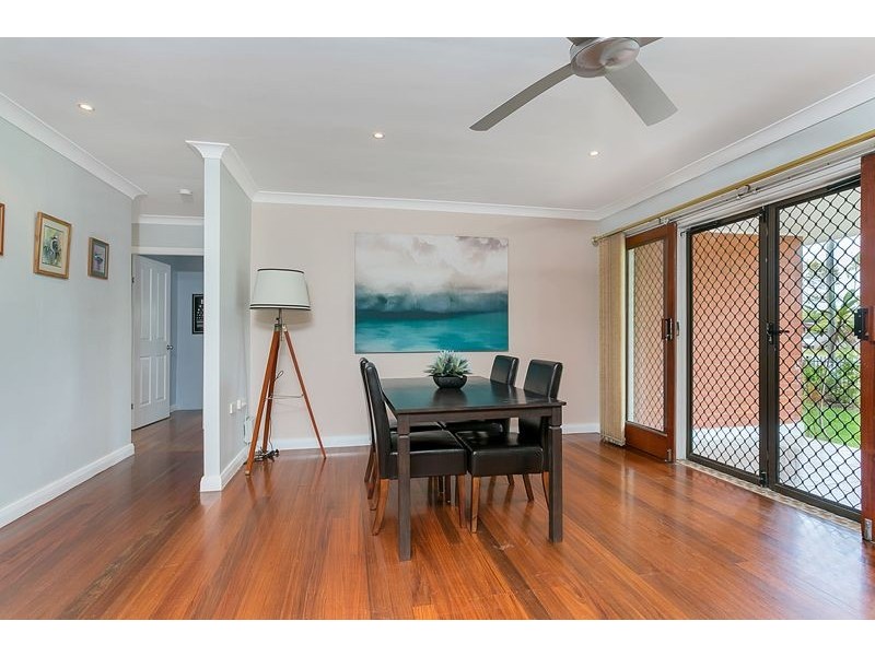 252 Buchan Street, Westcourt QLD 4870