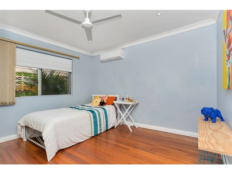 252 Buchan Street, Westcourt QLD 4870