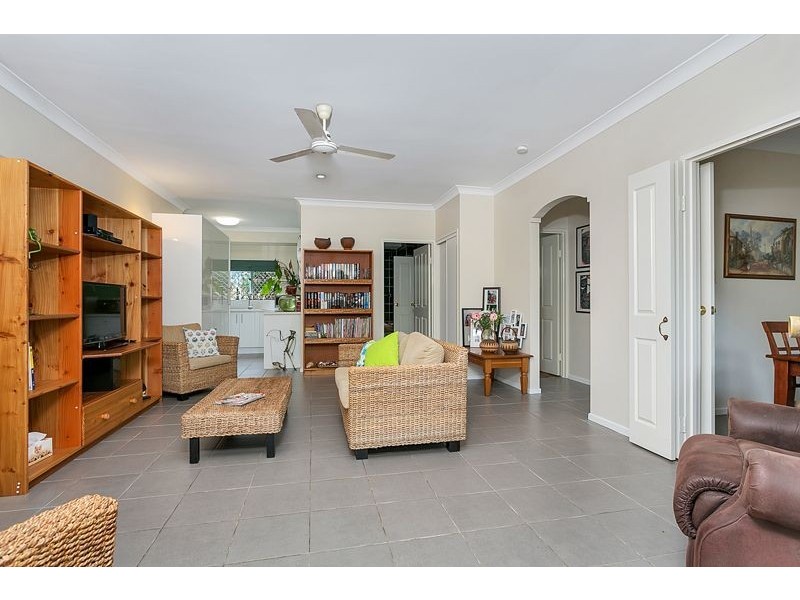 5/12 Ingham Court, Mooroobool QLD 4870