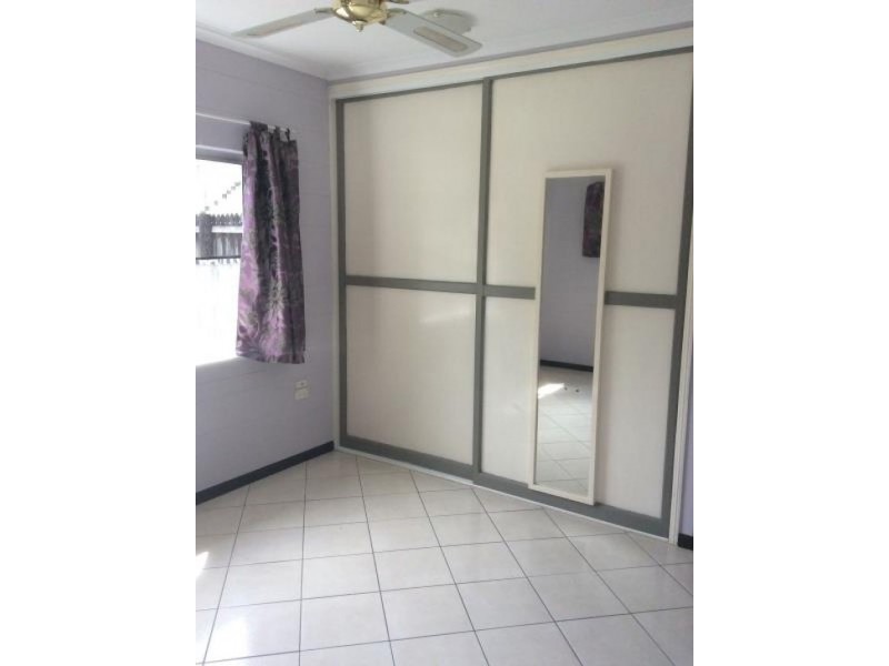 265 McLeod Street, Cairns North QLD 4870