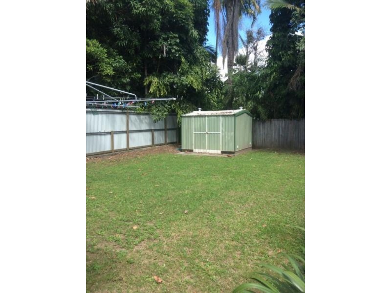 265 McLeod Street, Cairns North QLD 4870