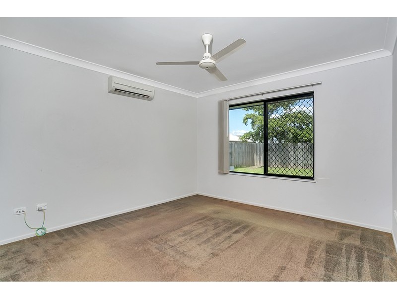 64 Phoenix Street, White Rock QLD 4868