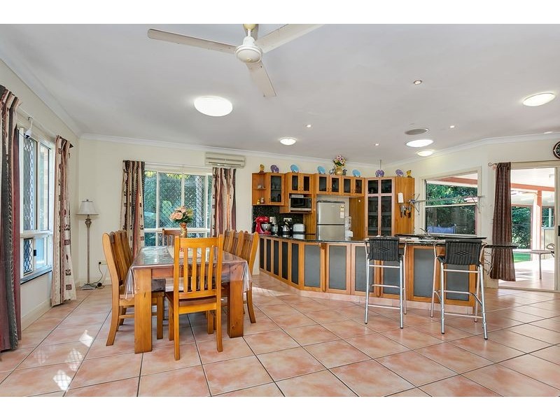 4 Sailfish Close, Kanimbla QLD 4870