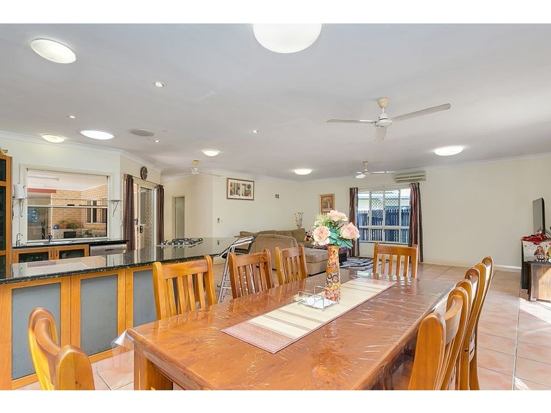 4 Sailfish Close, Kanimbla QLD 4870