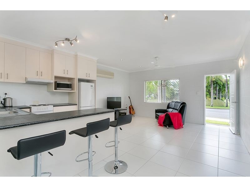 31 Tiffany Street, White Rock QLD 4868