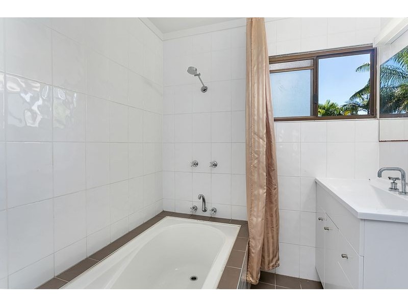 56 McCormack Street, Manunda QLD 4870
