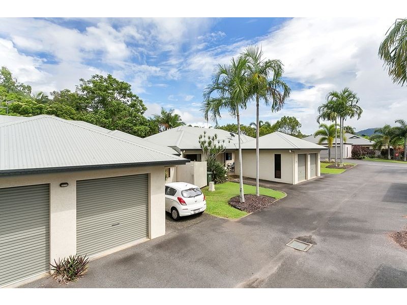 22/190-194 Irene Street, Mooroobool QLD 4870