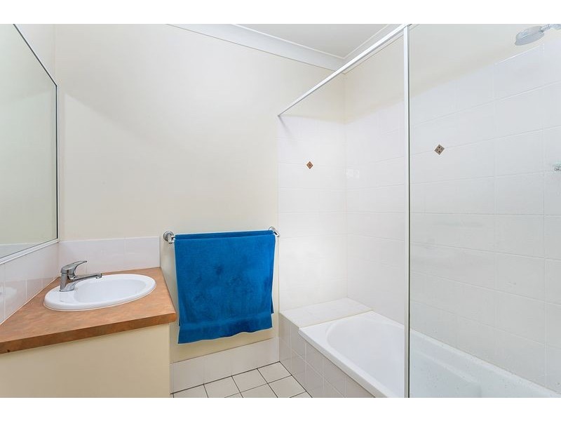 22/190-194 Irene Street, Mooroobool QLD 4870