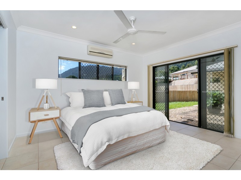 10 Ellie Banning Close, Redlynch QLD 4870