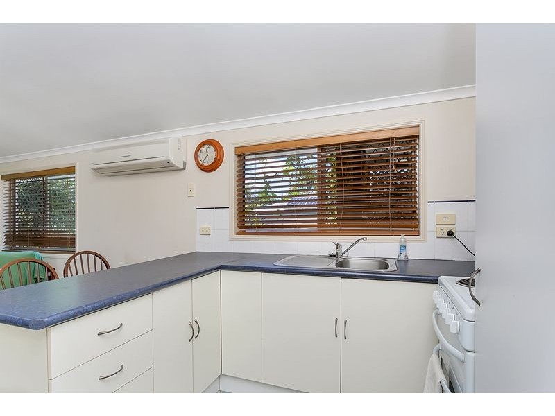 103 Callaghan Street, Mooroobool QLD 4870