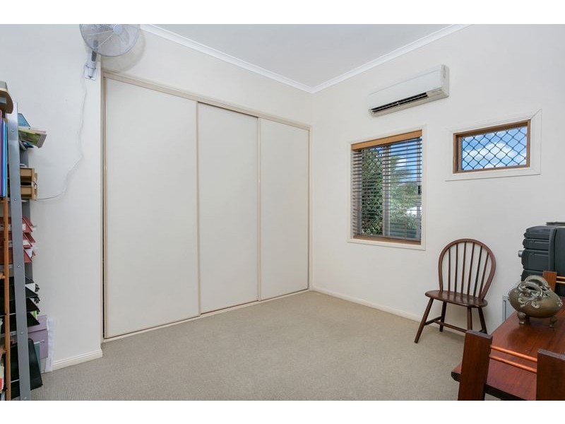 103 Callaghan Street, Mooroobool QLD 4870