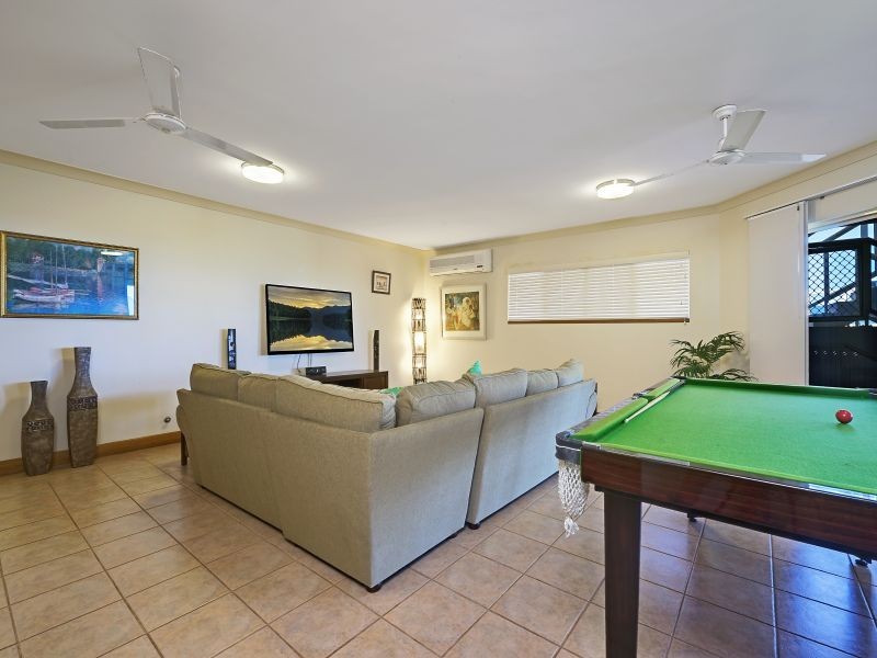 109 Summer Hill Drive, Mooroobool QLD 4870