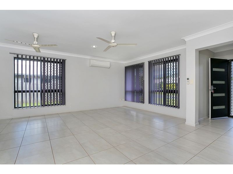 64 Phoenix Street, White Rock QLD 4868