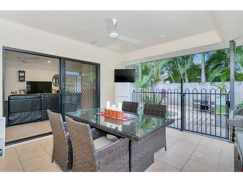 6 Kirra Close, Kewarra Beach QLD 4879