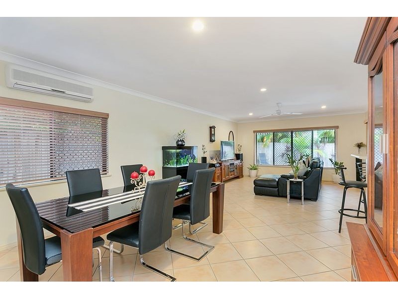6 Kirra Close, Kewarra Beach QLD 4879