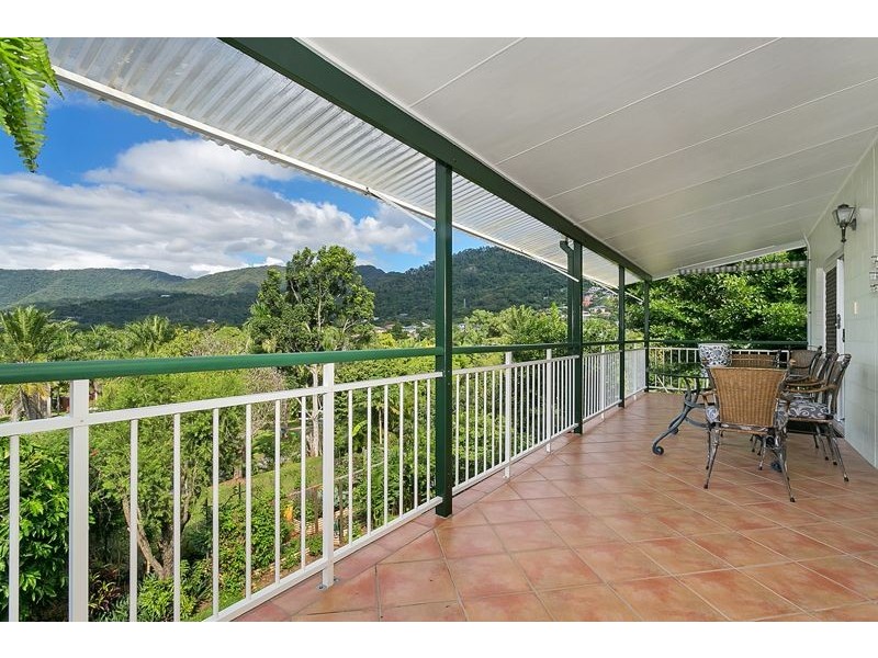 20 Andrea Close, Mooroobool QLD 4870
