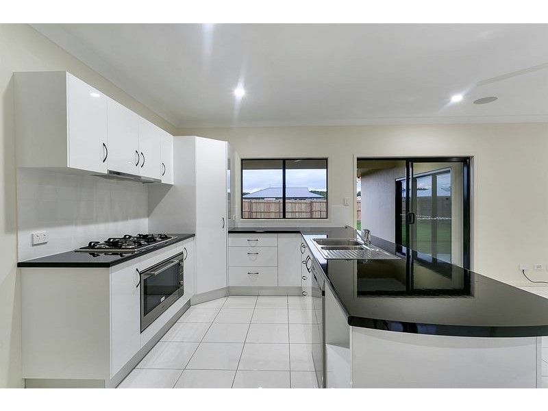 48 Disney Street, White Rock QLD 4868