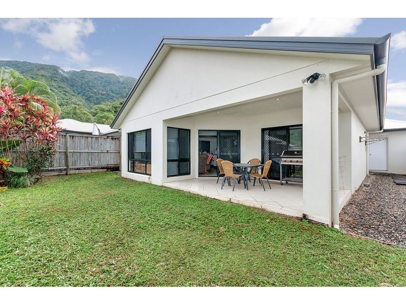 18 Seclusion Drive, Palm Cove QLD 4879