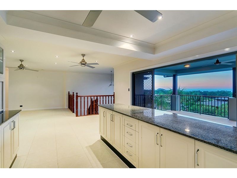 22 Savannah Street, Palm Cove QLD 4879