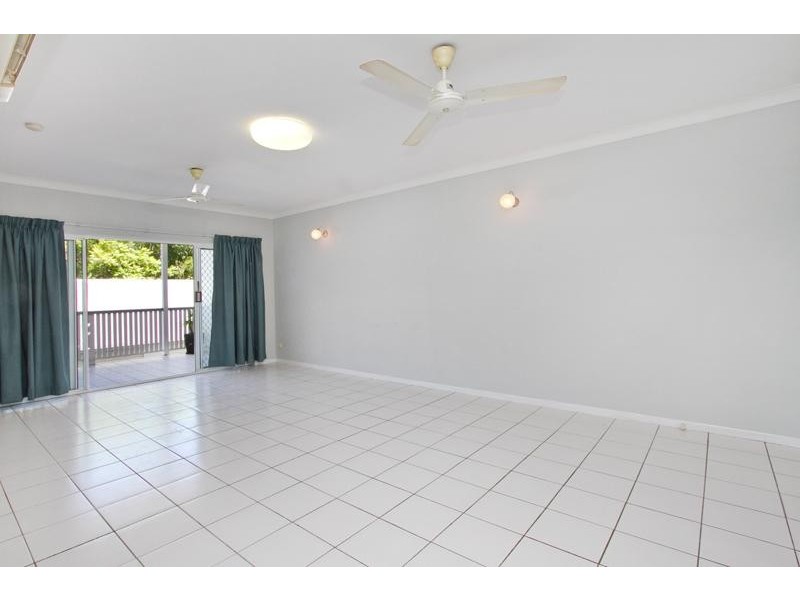 7/152 McLeod Street, Cairns North QLD 4870