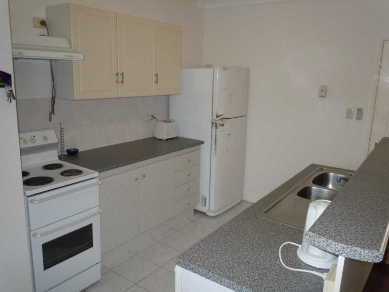 9/11 Springfield Crescent, Manoora QLD 4870