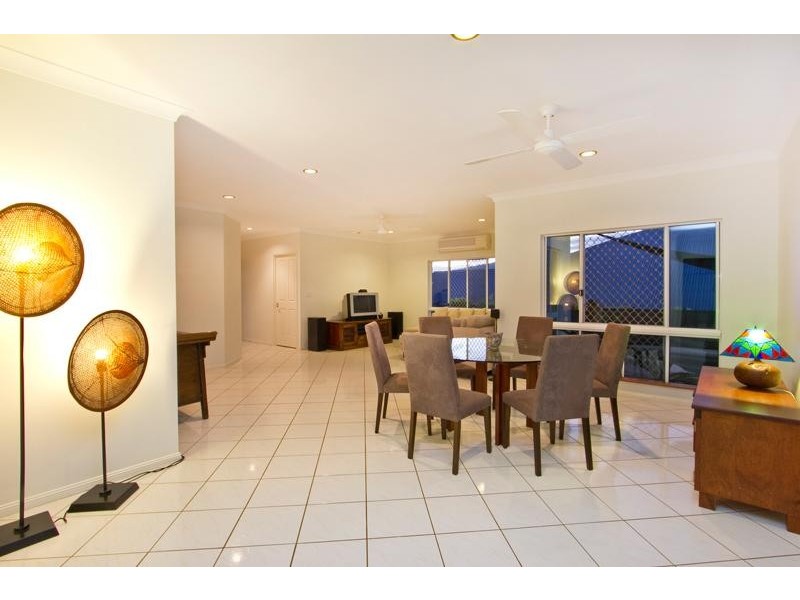 11 Barron View Dr, Freshwater QLD 4870